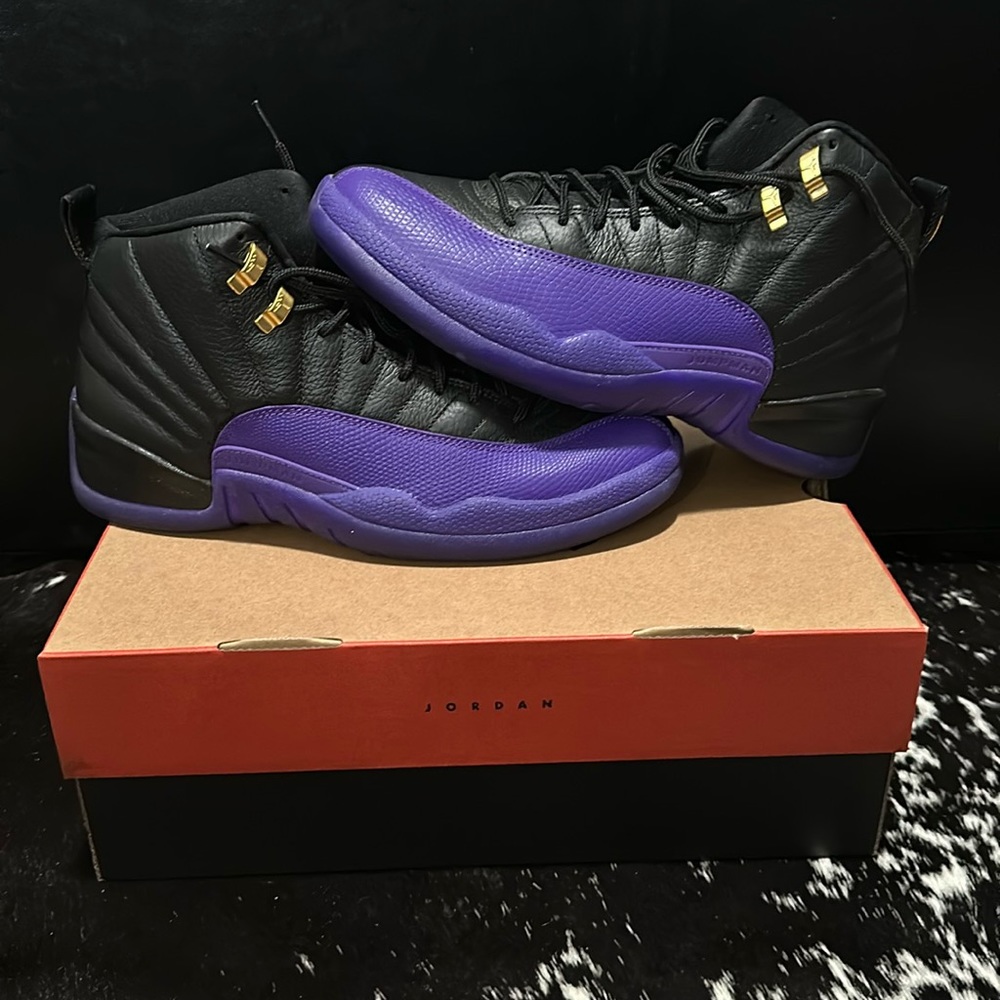 Air Jordan 12 Retro *Field Purple*